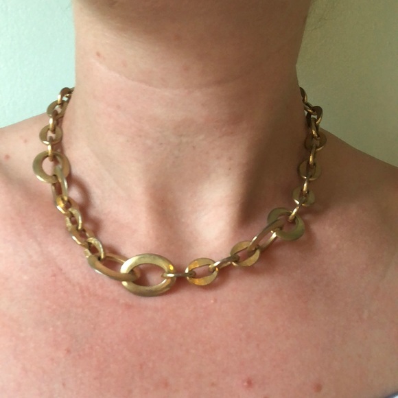 Vintage Short Gold Chain Necklace - Picture 2 of 7